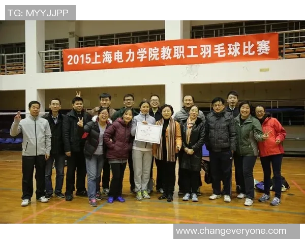 赛后分析:上海羽毛球队与深圳羽毛球队的战术意识与表现对比 赛后分析:上海羽毛球队与深圳羽毛球队的战术意识与表现对比