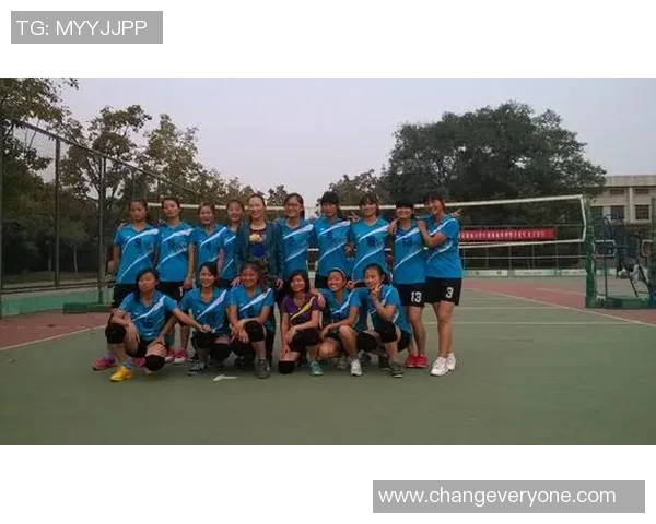 赛后分析:北京排球队与重庆排球队的表现与状态对比探讨 赛后分析:北京排球队与重庆排球队的表现与状态对比探讨