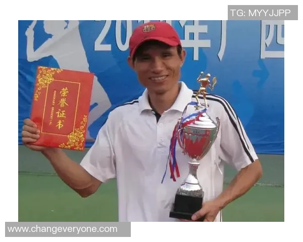 赛后分析:上海网球队与北京网球队比赛中的关键经验与教训总结 赛后分析:上海网球队与北京网球队比赛中的关键经验与教训总结