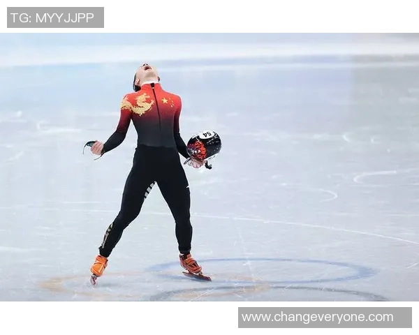 重庆足球队的崛起之路精英赛特别报道揭秘他们的奋斗与荣耀 重庆足球队的崛起之路精英赛特别报道揭秘他们的奋斗与荣耀