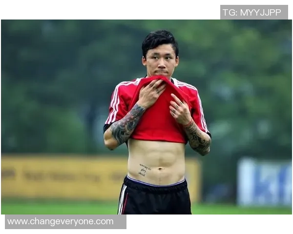 不同足球明星的腹肌对比与训练秘诀揭秘