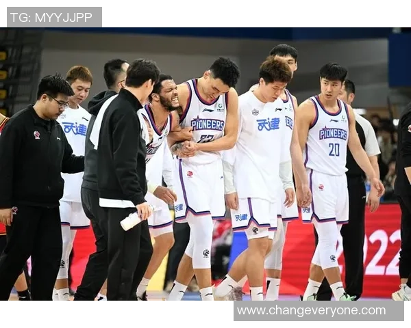 南京篮球队与深圳篮球队赛后分析力量对比与战术总结