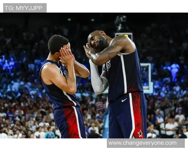 篮球明星跨界足球场的精彩瞬间与传奇故事